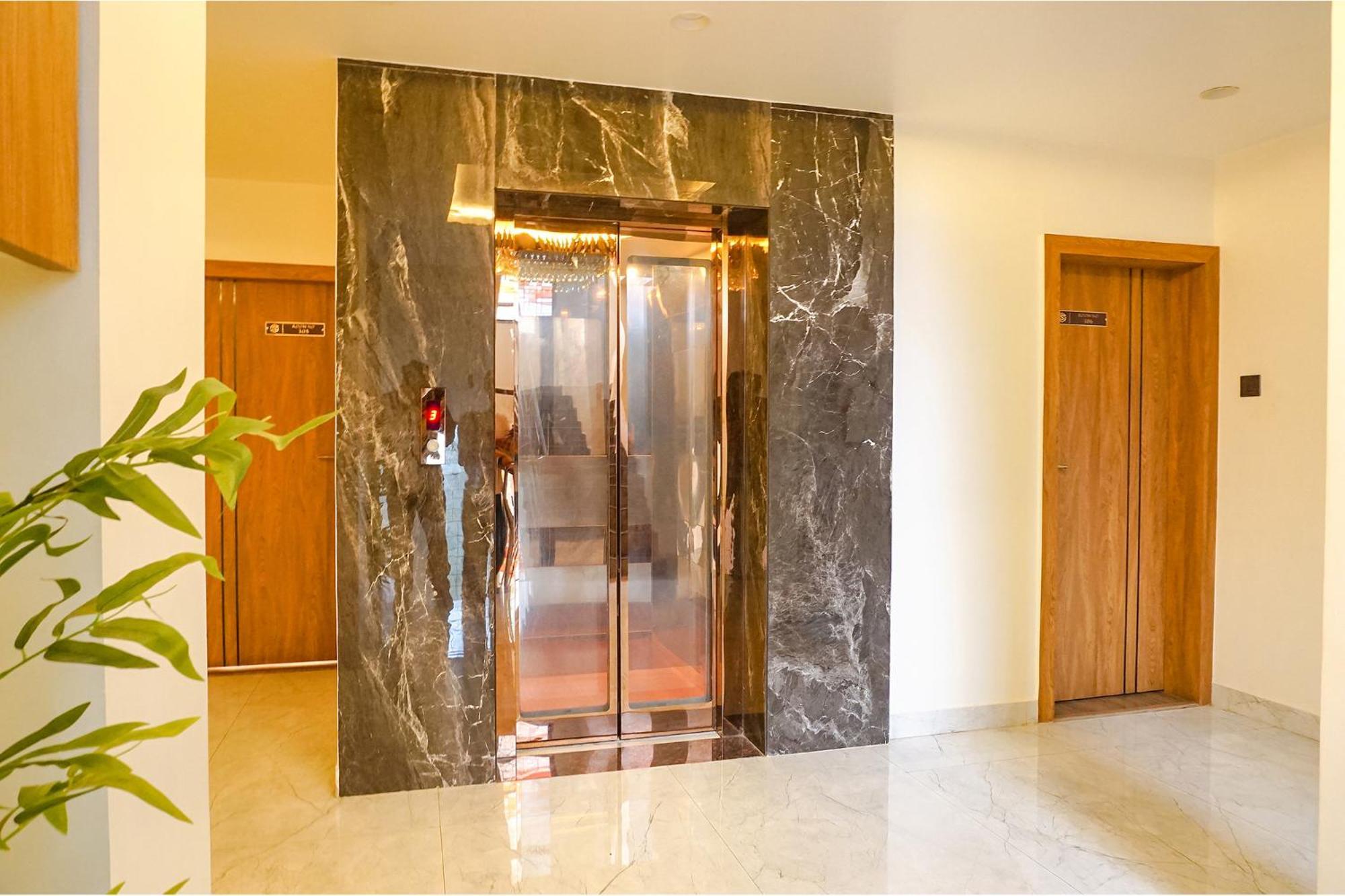 Fabhotel Prime Shourya Residency - Nr Maharshi Karve Museum Pune Exteriör bild